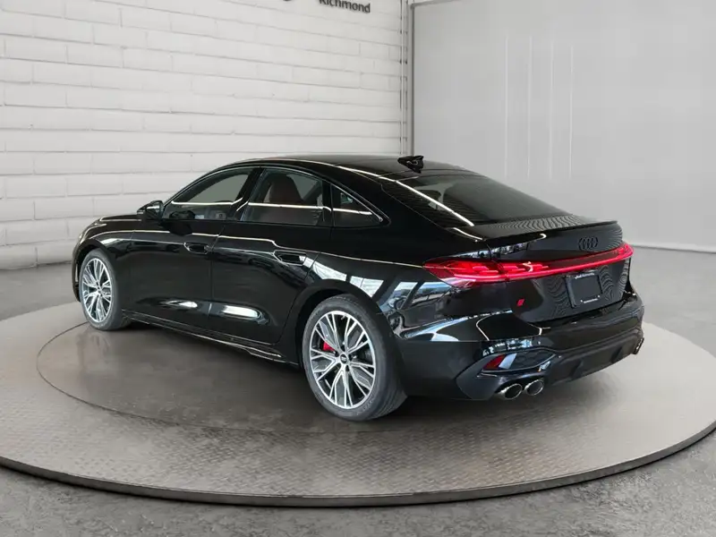 2026 Audi S5 Technik, čierna, 90 km, dovoz Kanada — foto 7 z 12