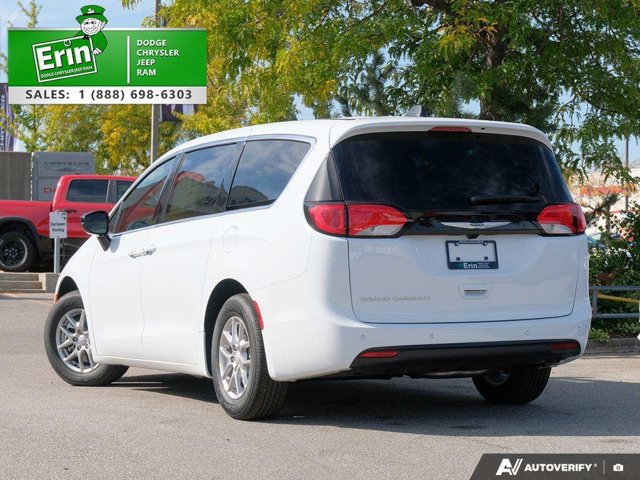 2026 Chrysler Voyager LX, biela, dovoz Kanada — foto 5 z 5