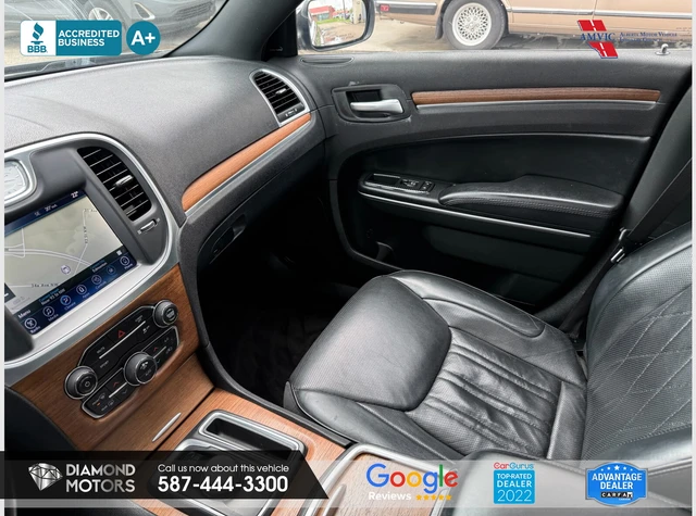 2017 Chrysler 300C Platinum AWD, sivá, 195 103 km, dovoz Kanada — foto 11 z 20