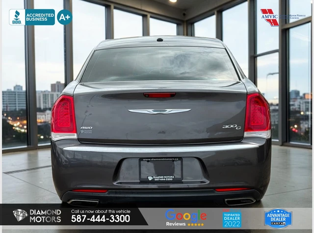 2017 Chrysler 300C Platinum AWD, sivá, 195 103 km, dovoz Kanada — foto 6 z 20