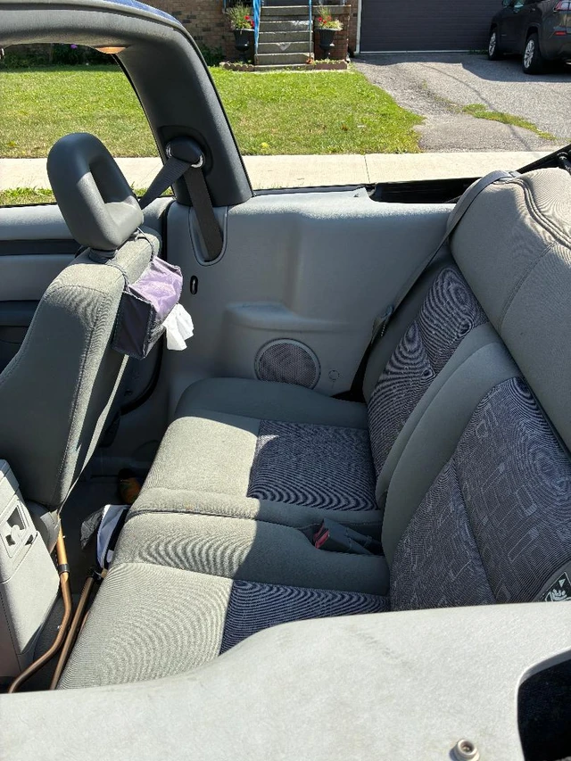 2007 Chrysler Ptcruiser convertible, modrá, 89 000 km, dovoz Kanada — foto 4 z 4