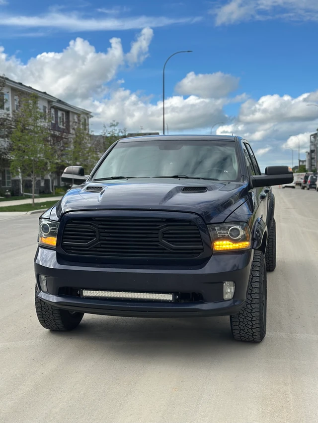 2018 Dodge Ram1500, 109 000 km, dovoz Kanada — foto 1 z 5 2018 Dodge Ram1500, 109 000 km, dovoz Kanada — foto 1 z 5