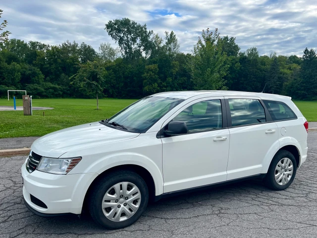2017 Dodge Journey, 127 500 km, dovoz Kanada — foto 4 z 5