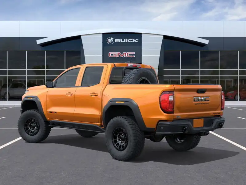 2026 GMC Canyon AT4X, Desert Sun, 0 km, dovoz Kanada — foto 3 z 6