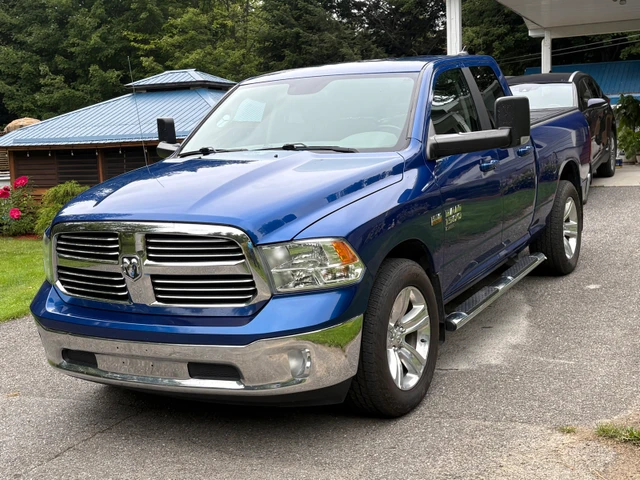 2019 Dodge Ram1500, 157 000 km, dovoz Kanada — foto 1