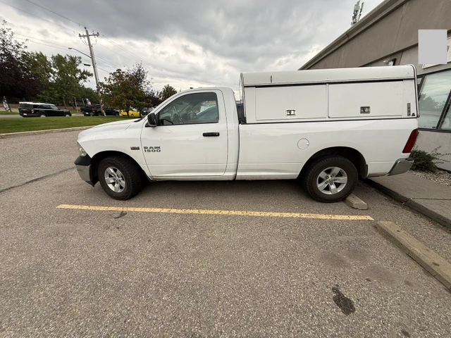 2015 Dodge Ram1500, 204 000 km, dovoz Kanada — foto 1