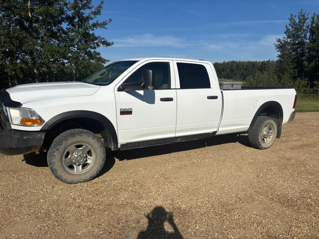 2012 Dodge Ram2500, biela, 158 186 km, dovoz Kanada — foto 1