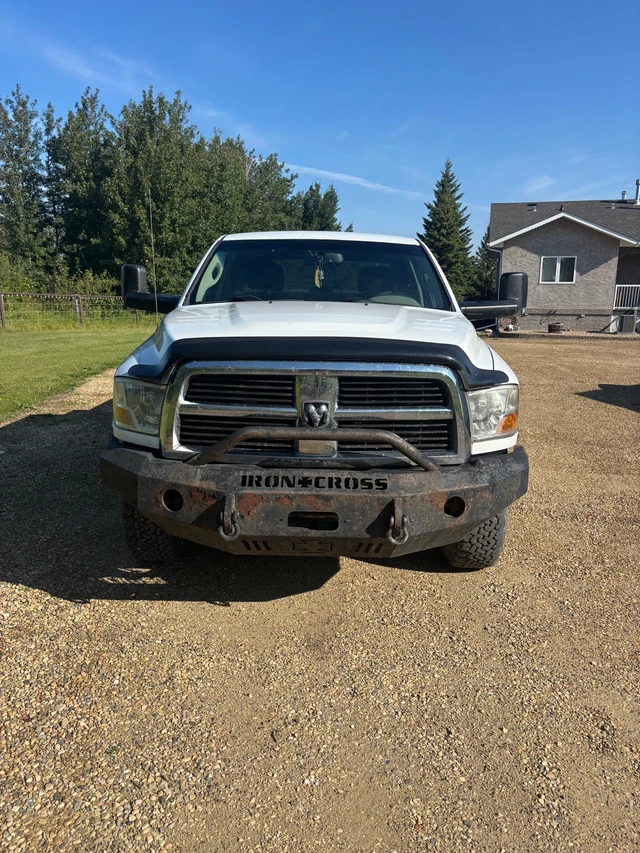 2012 Dodge Ram2500, biela, 158 186 km, dovoz Kanada — foto 2 z 5