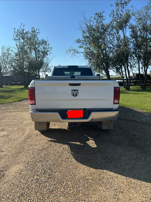 2012 Dodge Ram2500, biela, 158 186 km, dovoz Kanada — foto 3 z 5