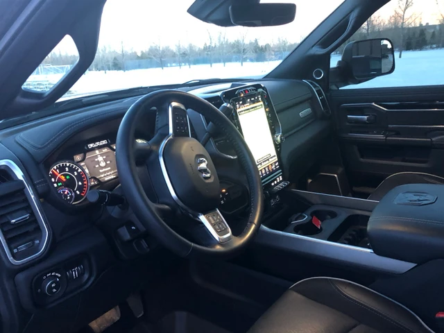 2020 Dodge Ram2500 Laramie, 160 000 km, dovoz Kanada — foto 4 z 5