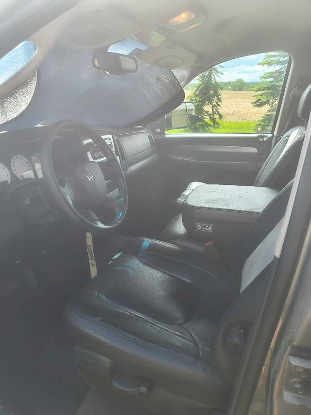 2005 Dodge Ram2500, 270 000 km, dovoz Kanada — foto 5 z 5