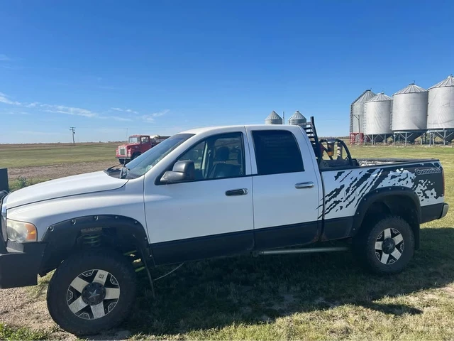 2005 Dodge Ram2500, biela, 290 000 km, dovoz Kanada — foto 3 z 4