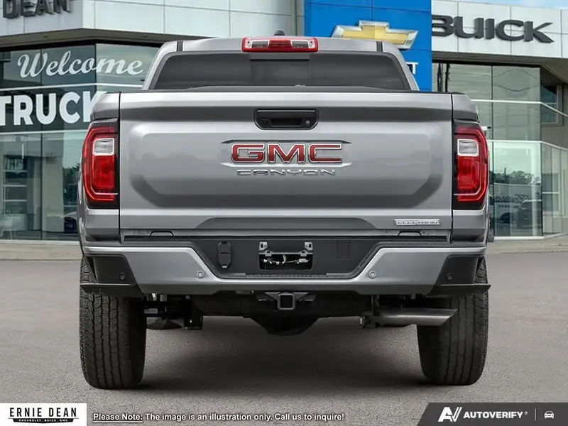 2026 GMC Canyon Elevation, strieborná, 0 km, dovoz Kanada — foto 5 z 12