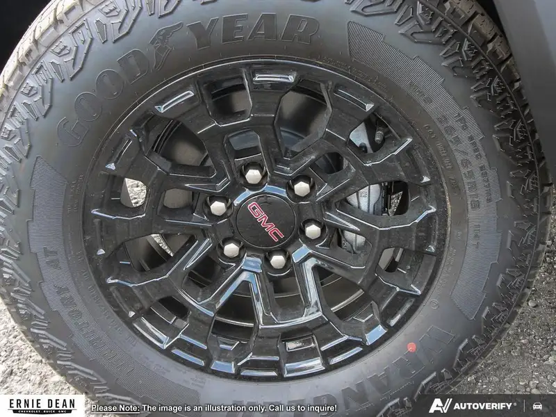2026 GMC Canyon Elevation, strieborná, 0 km, dovoz Kanada — foto 8 z 12
