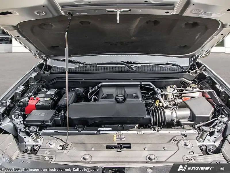 2026 GMC Canyon AT4, GXD Sterling Metallic, 0 km, dovoz Kanada — foto 6 z 12
