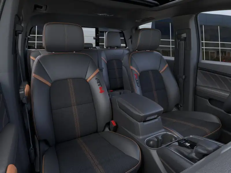 2026 GMC Canyon AT4, Coastal Dune, 0 km, dovoz Kanada — foto 6 z 6