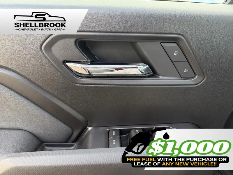 2026 GMC Canyon Elevation, Sterling Metallic, 0 km, dovoz Kanada — foto 6 z 12
