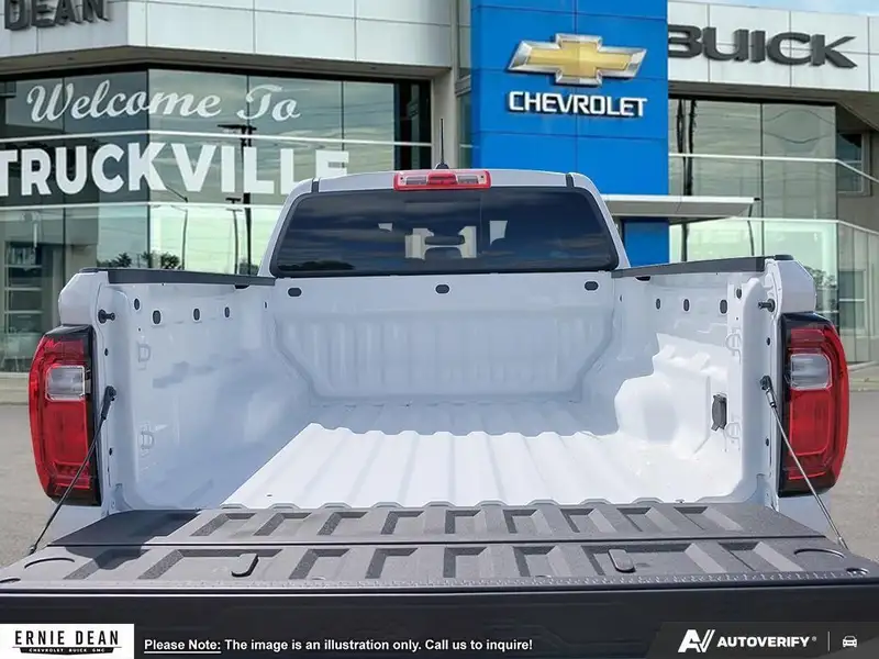 2026 GMC Canyon Elevation, biela, 0 km, dovoz Kanada — foto 7 z 12