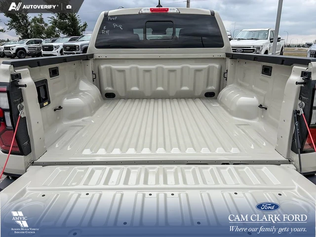 2026 Ford Ranger Raptor, béžová, 24 km, dovoz Kanada — foto 12 z 20