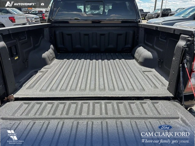 2026 Ford Ranger XLT, čierna, 15 km, dovoz Kanada — foto 12 z 20