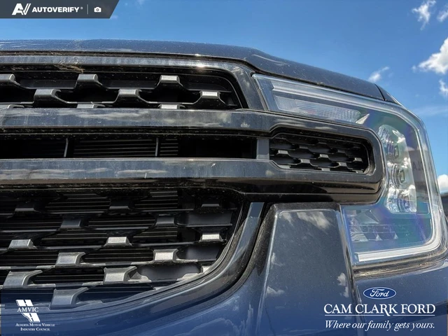 2026 Ford Ranger XLT, čierna, 15 km, dovoz Kanada — foto 8 z 20