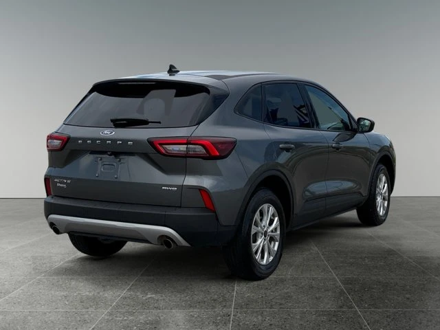2025 Ford Escape Active, sivá, 38 347 km, dovoz Kanada — foto 5 z 15