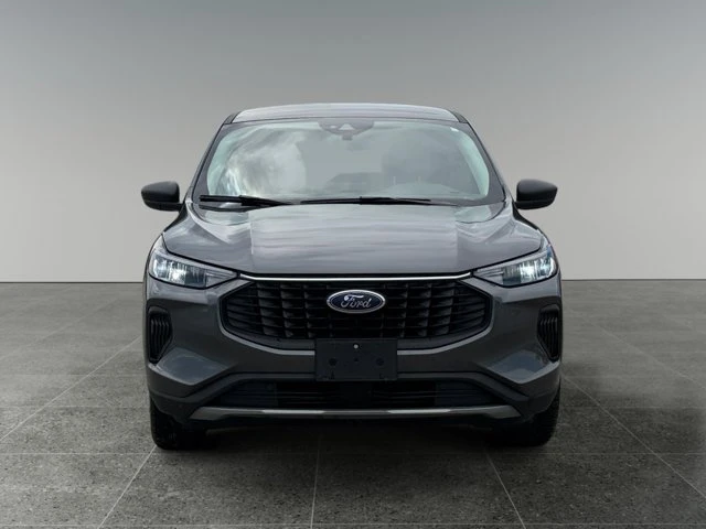 2025 Ford Escape Active, sivá, 38 347 km, dovoz Kanada — foto 8 z 15