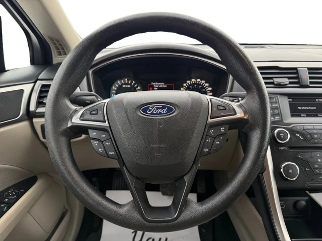 2017 Ford Fusion SE, sivá, 147 601 km, dovoz Kanada — foto 12 z 15