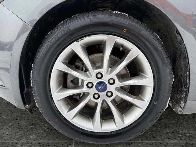 2017 Ford Fusion SE, sivá, 147 601 km, dovoz Kanada — foto 15 z 15