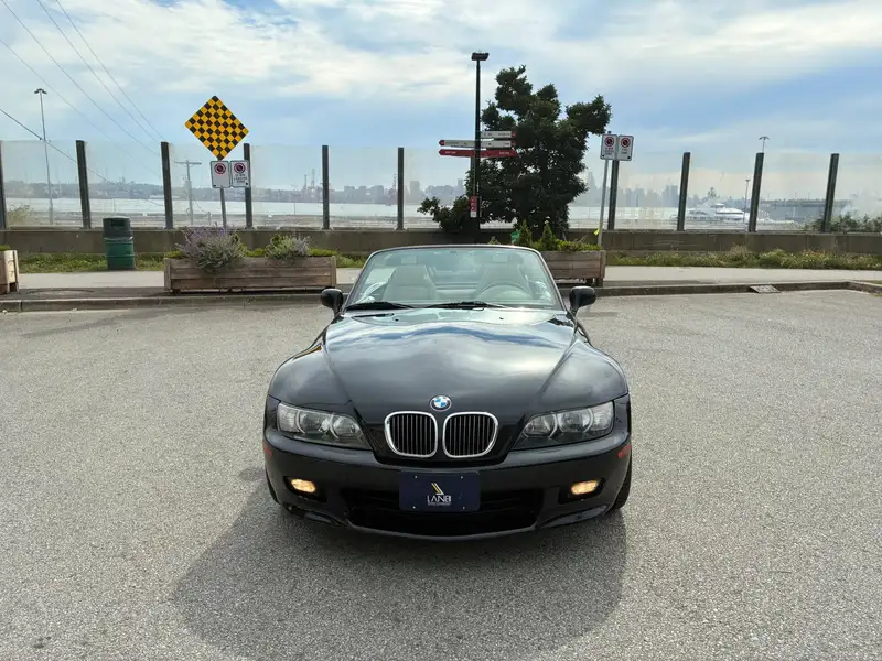 2002 BMW Z3 3.0i, čierna, 64 436 km, dovoz Kanada — foto 3 z 12