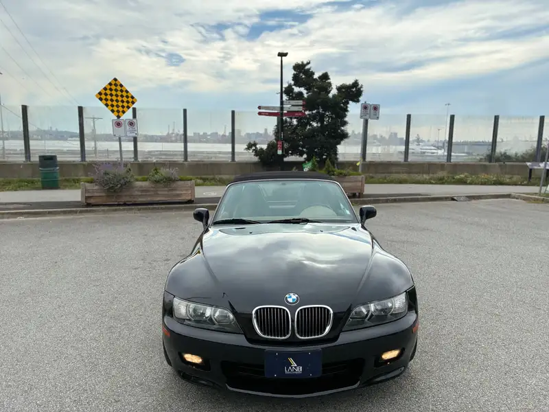 2002 BMW Z3 3.0i, čierna, 64 436 km, dovoz Kanada — foto 4 z 12