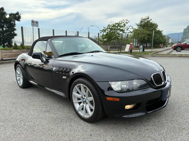 2002 BMW Z3 3.0i, čierna, 64 436 km, dovoz Kanada — foto 5 z 12