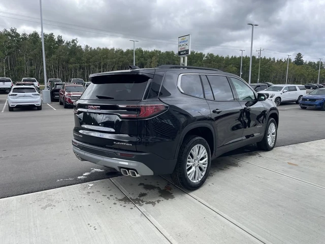 2027 GMC Acadia Elevation, čierna, 6 km, dovoz Kanada — foto 9 z 20