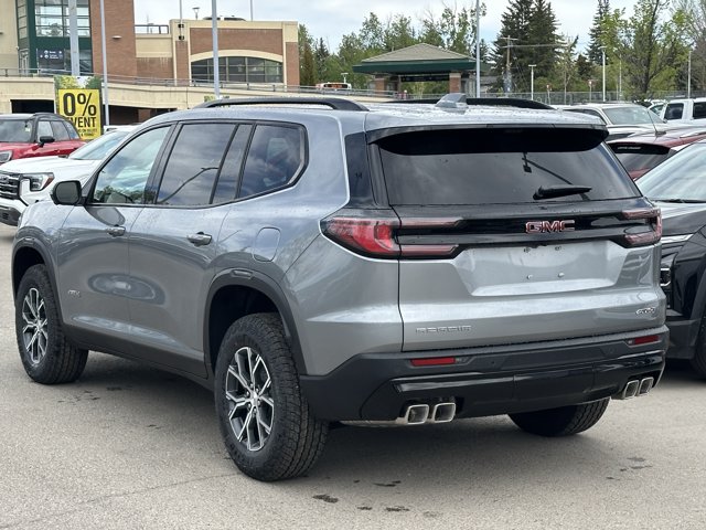 2026 GMC Acadia AT4, sivá, 4 km, dovoz Kanada — foto 4 z 20