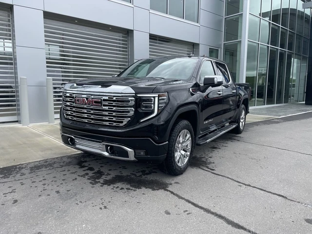 2026 GMC Sierra 1500 Denali, čierna, 1 km, dovoz Kanada — foto 4 z 20