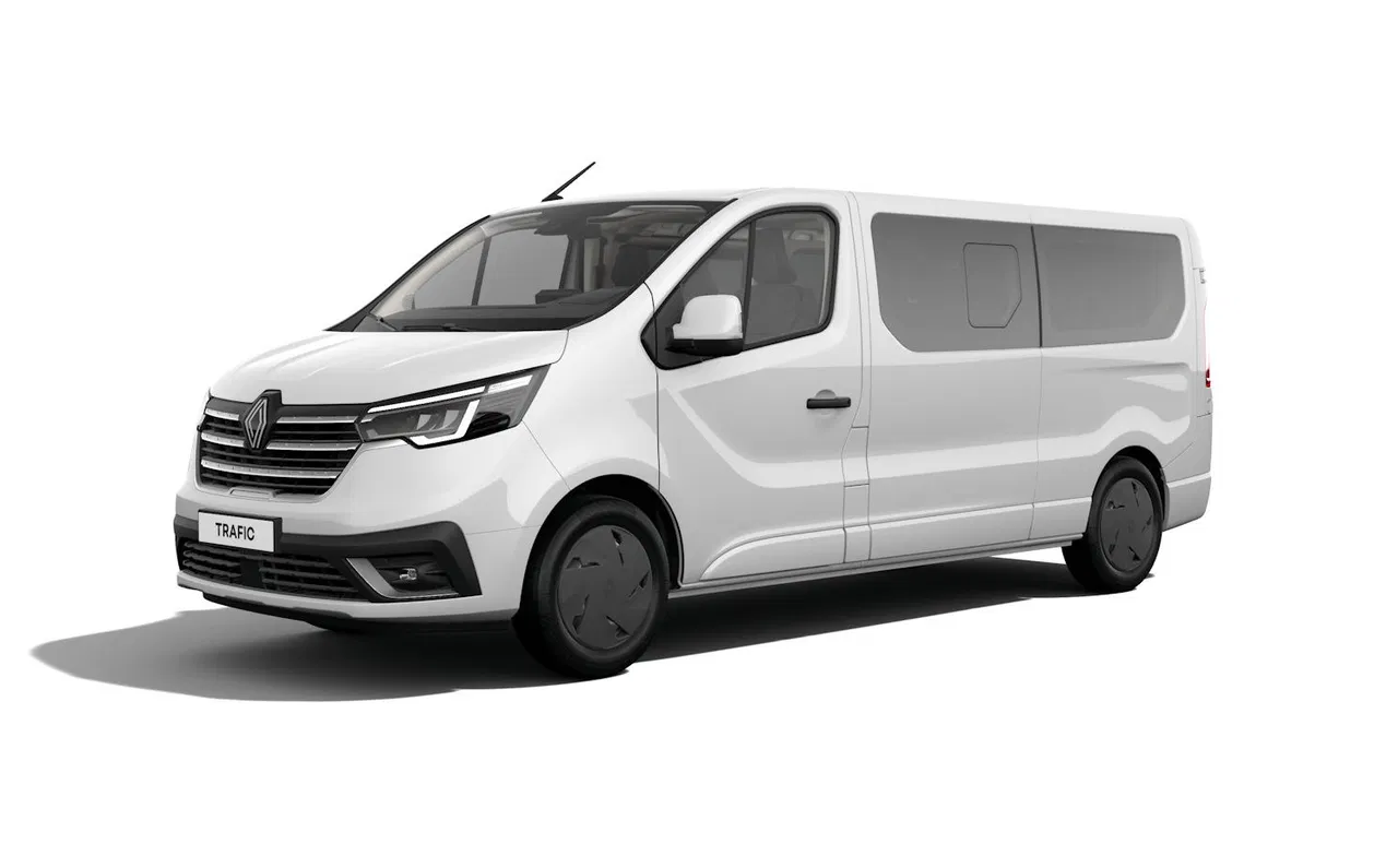 2026 Renault Trafic, modrá, 5 km, Rumunsko — foto 2 z 11