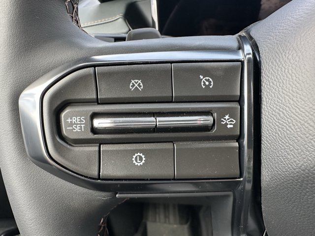 2026 GMC Acadia AT4, sivá, 4 km, dovoz Kanada — foto 13 z 20