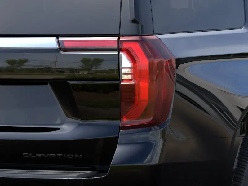 2026 GMC Yukon Elevation, čierna, 0 km, dovoz Kanada — foto 11 z 12