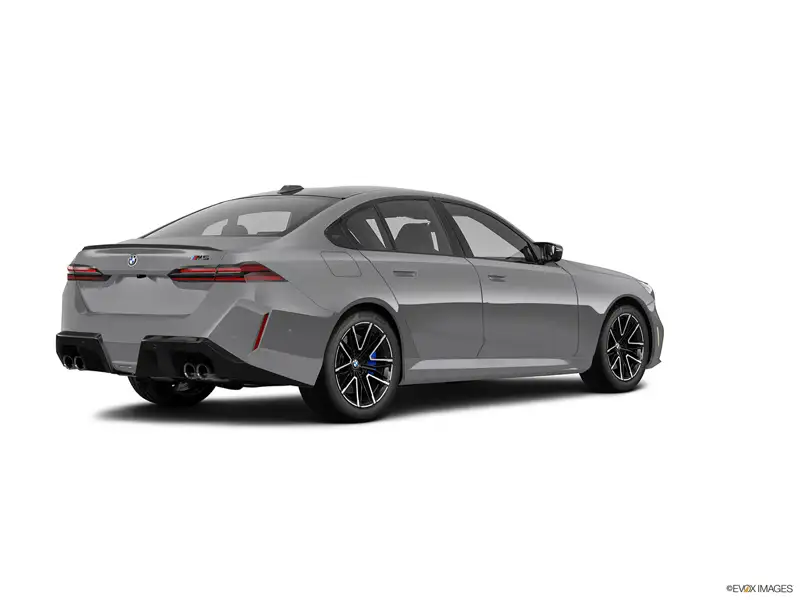2027 BMW M5 Sedan, biela, 90 km, dovoz Kanada — foto 2 z 3
