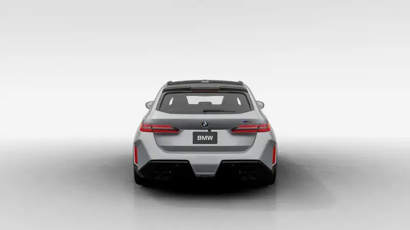 2027 BMW M5 Touring, sivá, 90 km, dovoz Kanada — foto 5 z 12