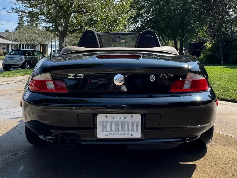 2000 BMW Z3 Roadster, čierna, 125 000 km, dovoz Kanada — foto 10 z 11