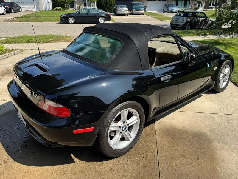 2000 BMW Z3 Roadster, čierna, 125 000 km, dovoz Kanada — foto 5 z 11