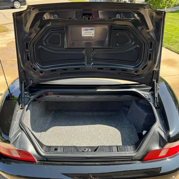 2000 BMW Z3 Roadster, čierna, 125 000 km, dovoz Kanada — foto 8 z 11
