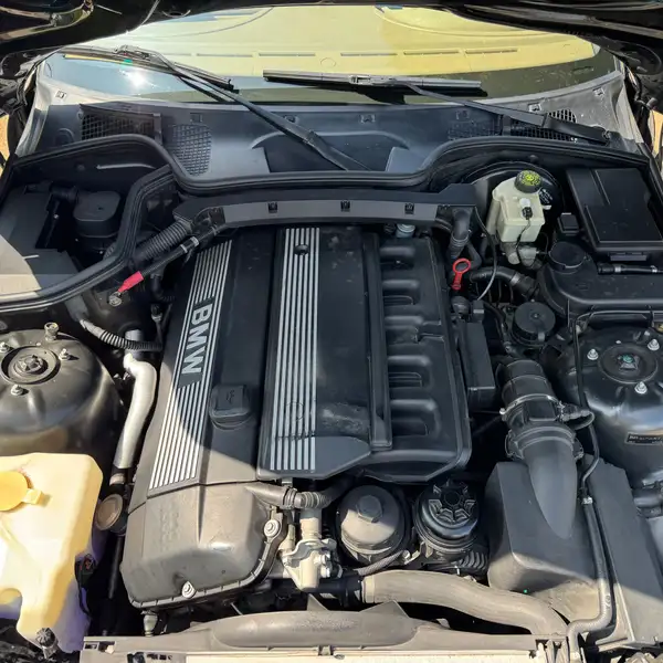 2000 BMW Z3 Roadster, čierna, 125 000 km, dovoz Kanada — foto 9 z 11