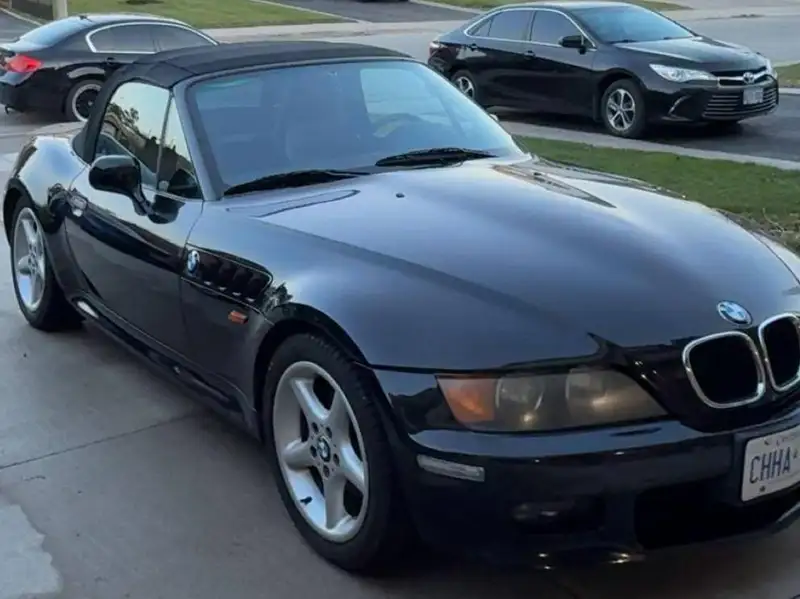 1999 BMW Z3, čierna, 139 000 km, dovoz Kanada — foto 1 z 9 1999 BMW Z3, čierna, 139 000 km, dovoz Kanada — foto 1 z 9