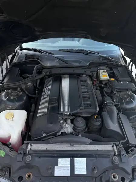 1999 BMW Z3, čierna, 139 000 km, dovoz Kanada — foto 6 z 9