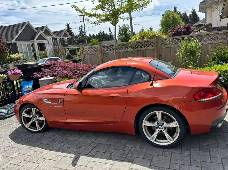 2015 BMW Z4 Roadster, oranžová, 75 591 km, dovoz Kanada — foto 1