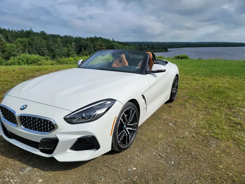 2019 BMW Z4 sDrive, biela, 16 600 km, dovoz Kanada — foto 1