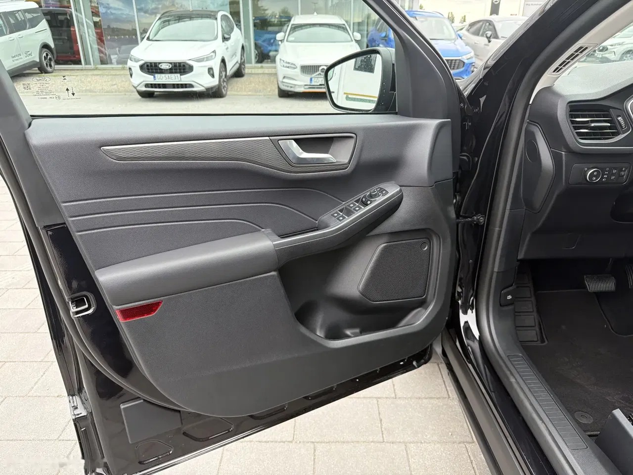 2026 Ford Kuga, 5 km, Poľsko — foto 9 z 21
