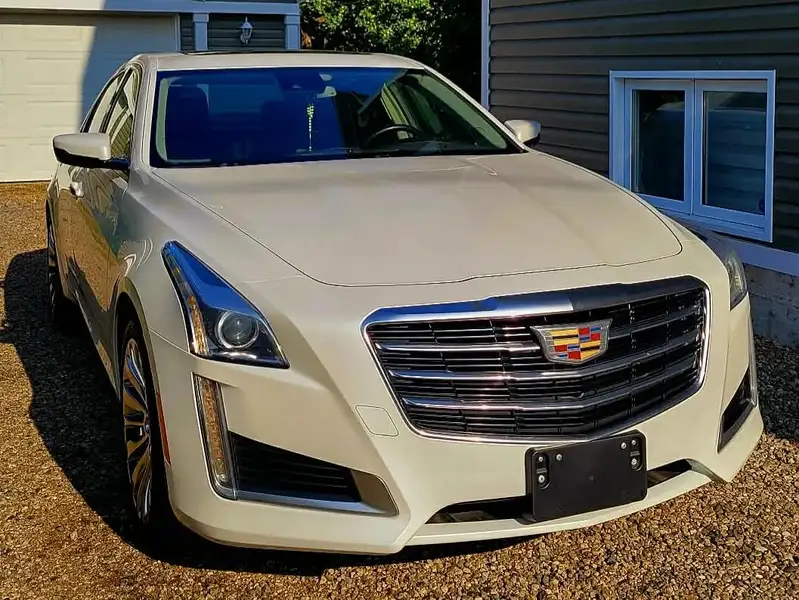 2016 Cadillac CTS Luxury, biela, 111 500 km, dovoz Kanada — foto 1
